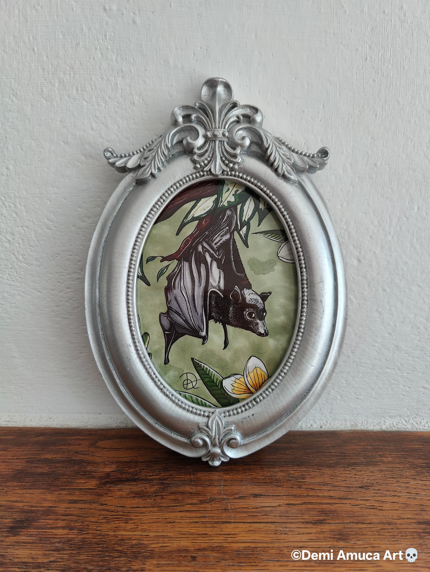 Framed Art Print Oval Bat