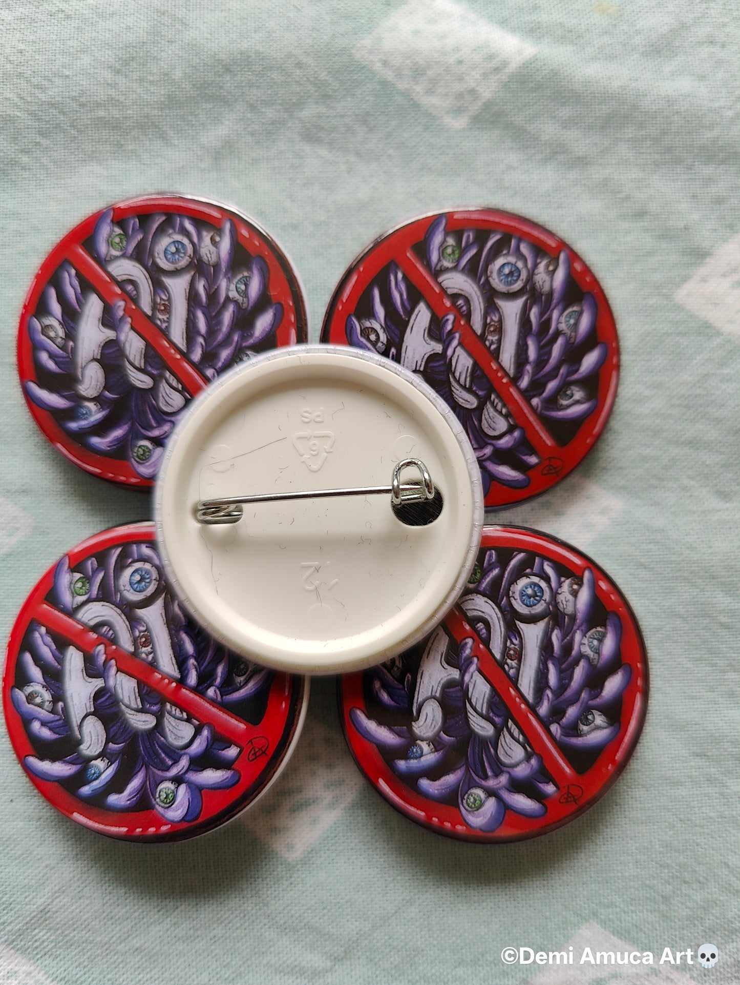 Button pin: Against AI