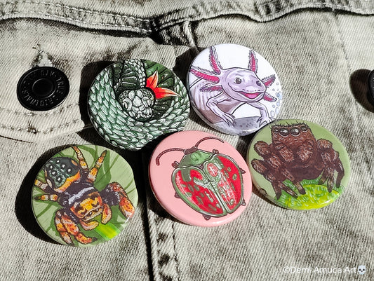 Buttons creepy crawlies