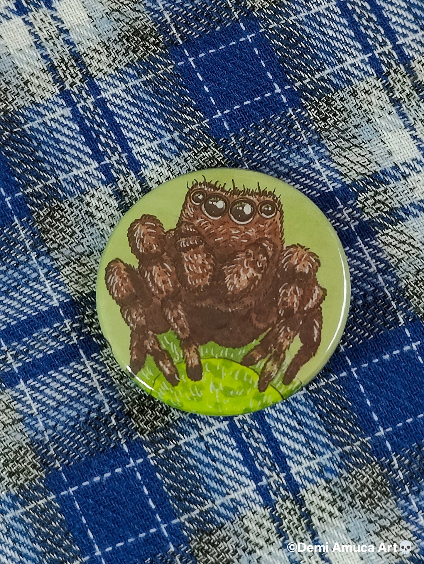 Buttons creepy crawlies