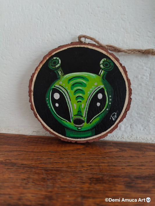Woodpaint: Ikea Alien