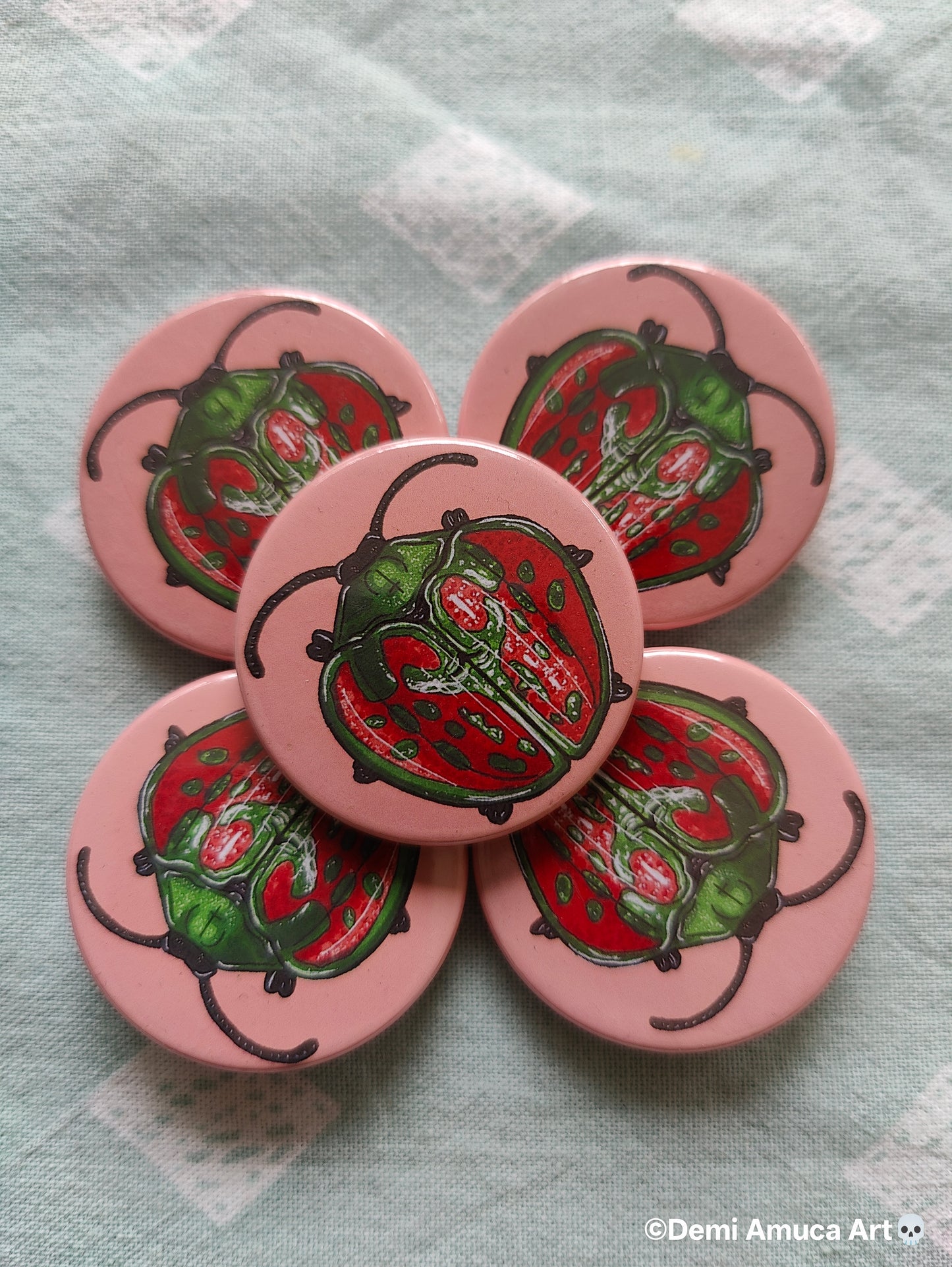 Button pin: Green bug