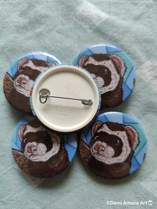 Button pin: Brown Ferret