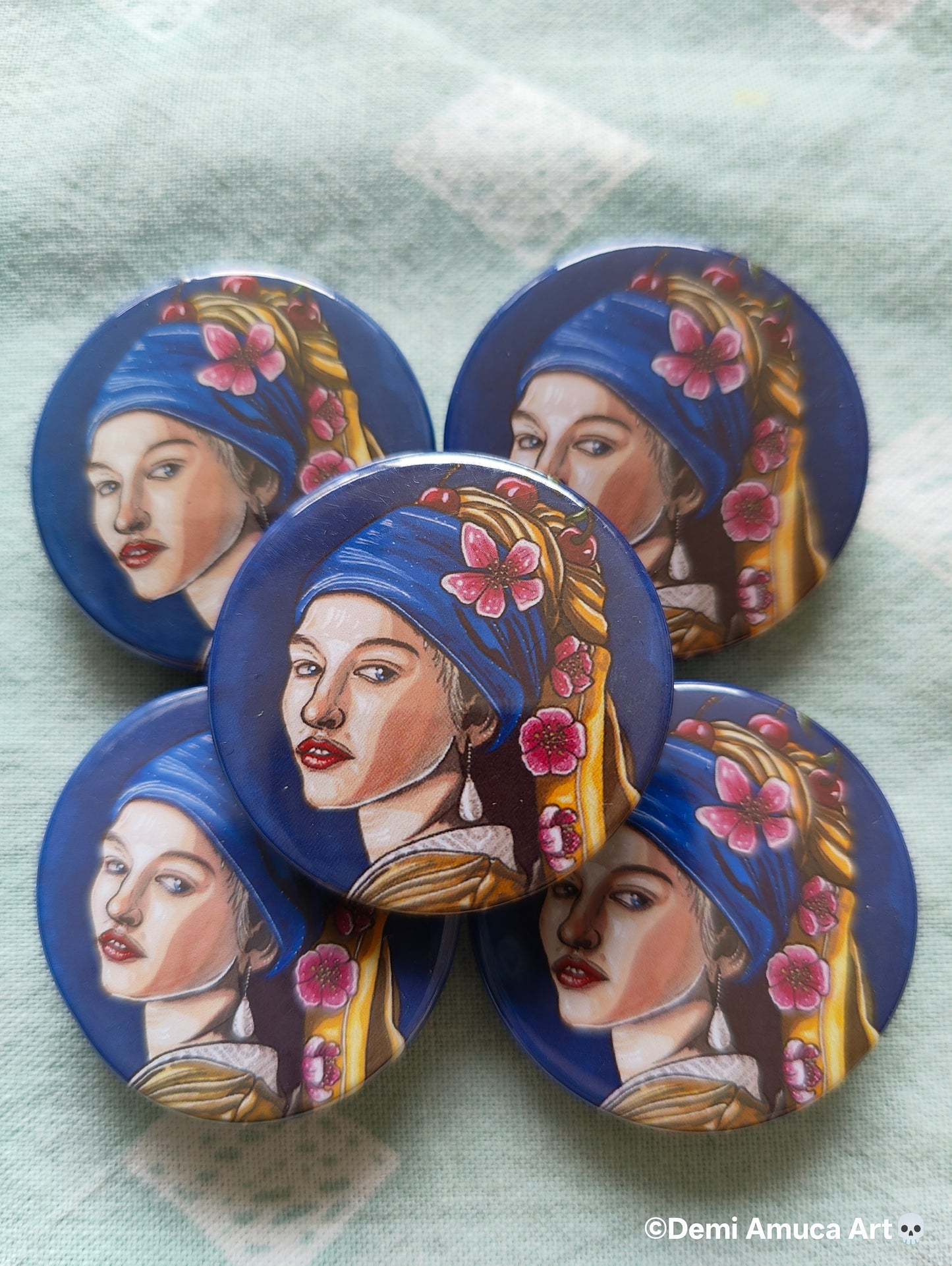 Button pin: My girl with a pearl