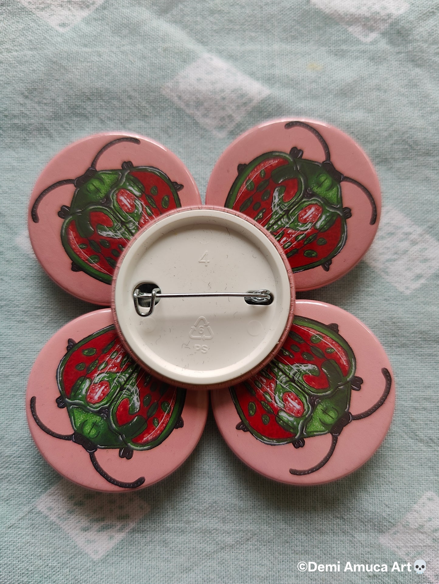 Button pin: Green bug