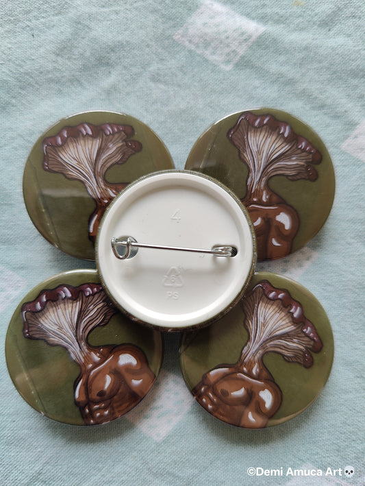 Button pin: Oyster mushroom