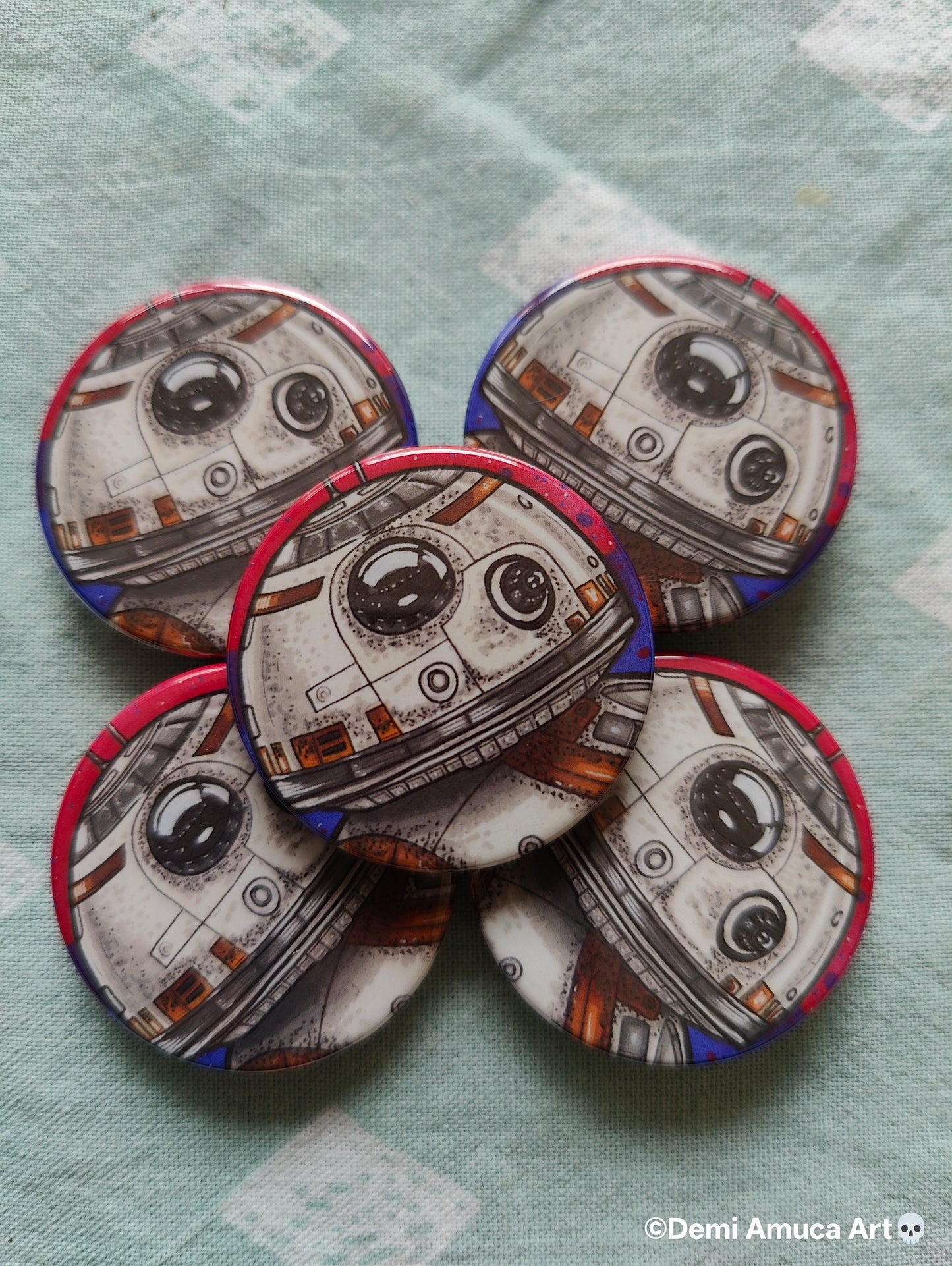 Button pin: BB8